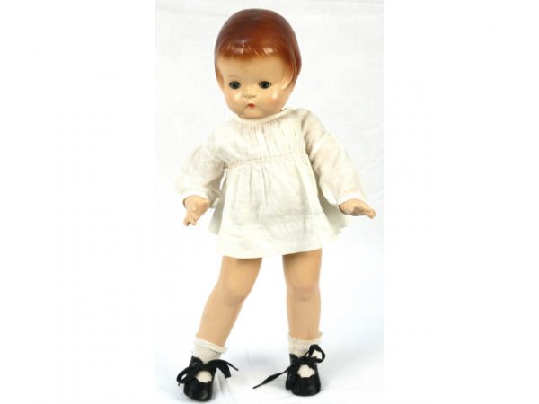 ANTIQUE EFFANBEE DOLL PATSY ANN: Antique Effanbee "Patsy Ann" doll. Sleepy eyes, 19", slight crazing, Original in good condition.