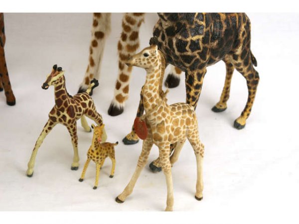 HUGE COLLECTION OF GIRAFFES LEATHER PLASTIC - 4