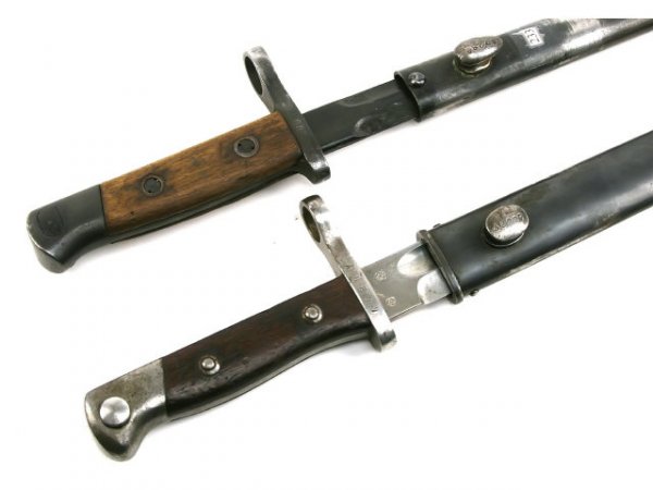 BAYONET LOT OF 4 - 3