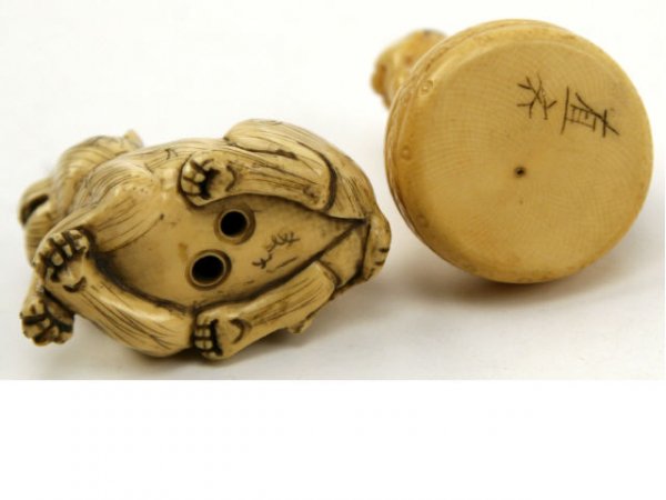 ANTIQUE IVORY KATABORI NETSUKE COLLECTION SIGNED - 5
