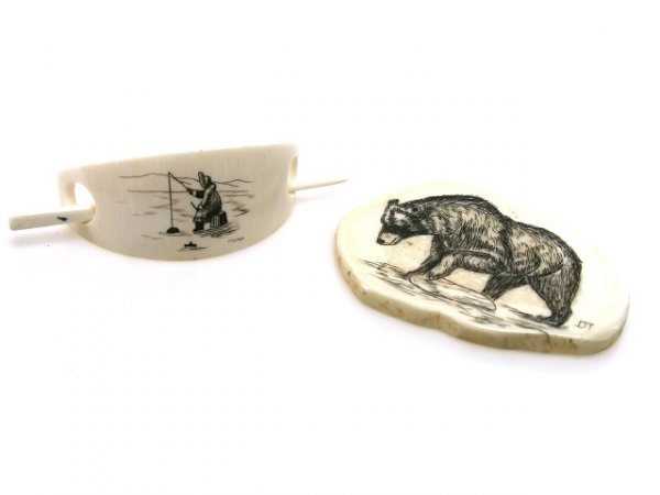 SCRIMSHAW HAIR PIECE BEAR CARVING