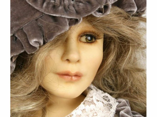 VLASTA DOLL LIMITED EDITION SABRINA PAT THOMPSON - 5