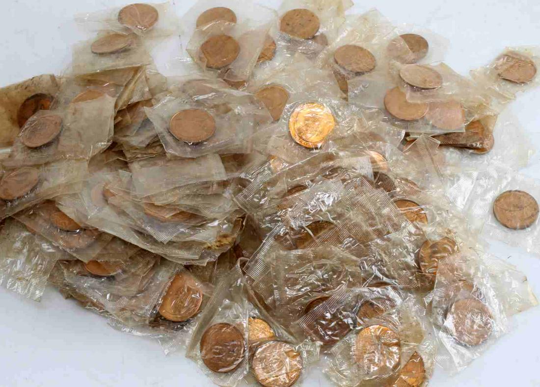 1969 APOLLO XI SEALED COMMEMORATIVE COIN LOT: 1969 Apollo XI sealed commemorative coin lot of 200. All coins are in their original seal. Coin is reverse stamped "Armstrong-Aldrin-Collins" on the reverse side stamped "Mission: Man Lunar Landing Ro