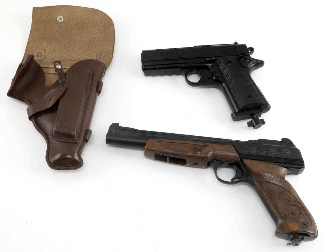 LOT OF 2 AIR PELLET GUNS POWERLINE DAISY 1200 15XT: Two used pellet guns: Powerline Model 1200 4.5mm and a Model 15XT 4.5mm with holster. Good condition. Cannot ship internationally.