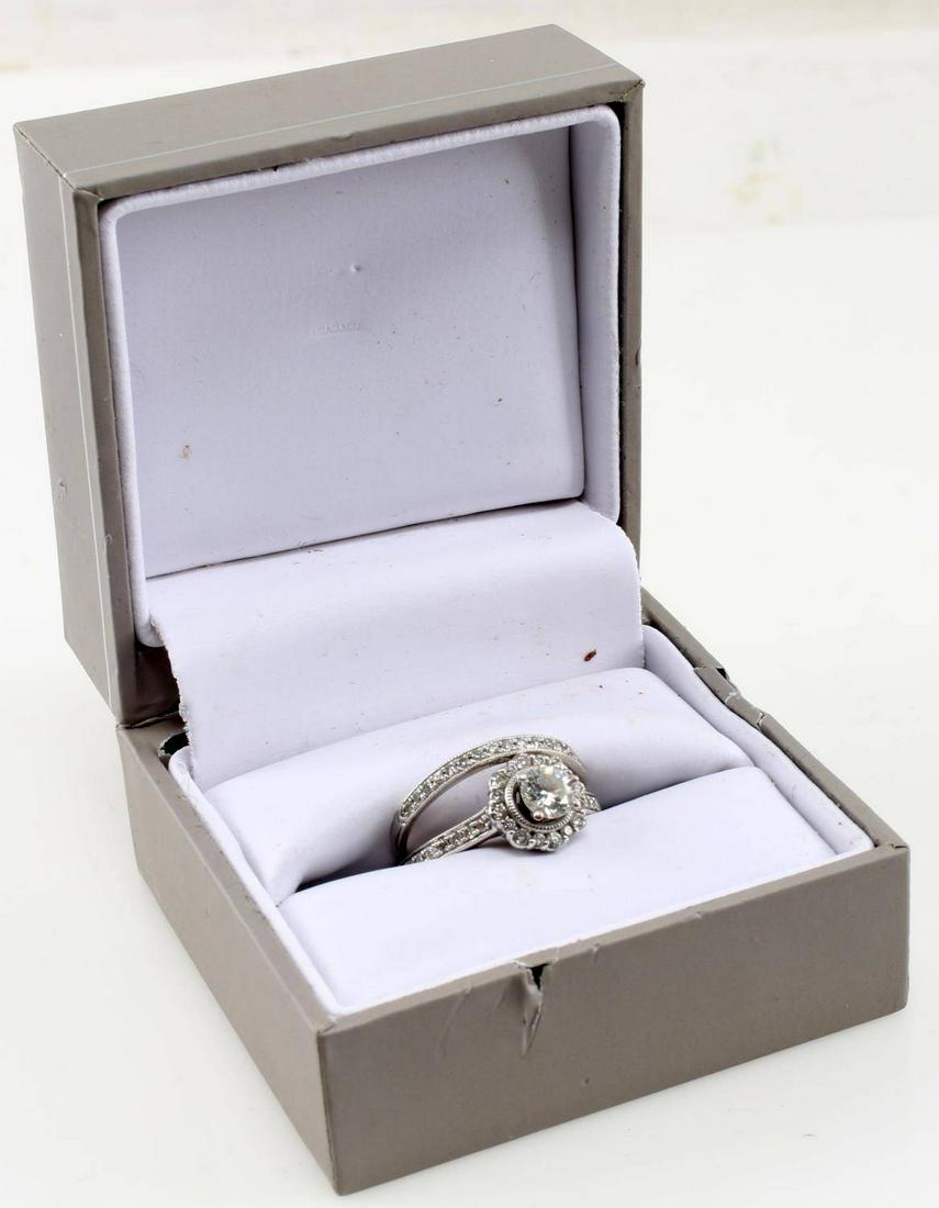 TRULY POSEN 14KT GOLD DIAMOND ENGAGEMENT 1.4 TCW: Marked TRULY. Designed by Zac Posen, 14kt, 0.47ct. Center Diamond: Round brilliant cut, 0.47 carats, color J, clarity SI-2, table percentage 58%, pointed culet, inert florescence. surrounded by a halo