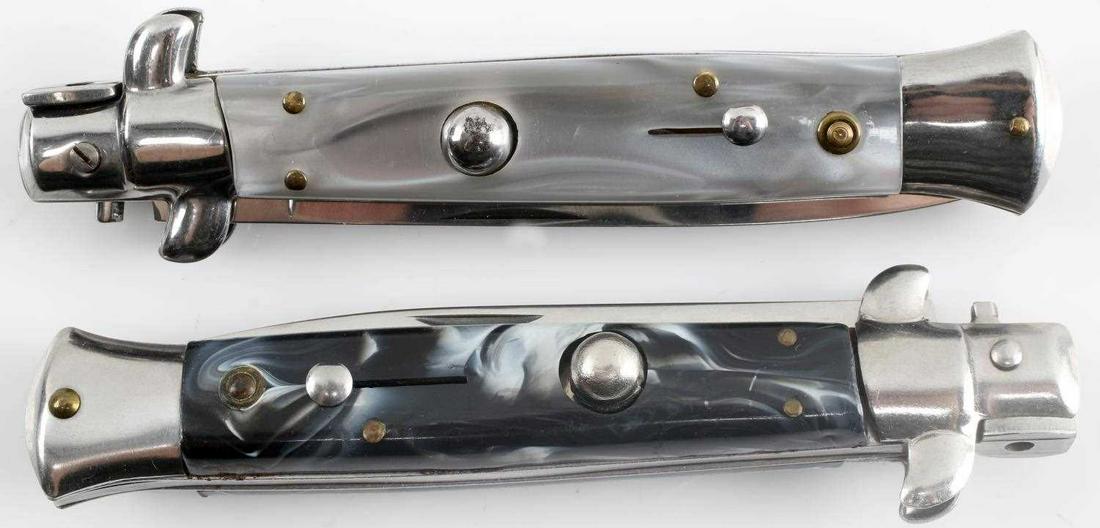 2 ITALIAN SWITCH BLADE KNIFE LOT EACH LIKE NEW: 9 Inches open 5 inches closed, new condition, marked Italy on blade.