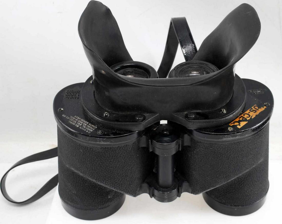 US NAVY MARK 41 BAUSCH & LOMB 7 X 50 BINOCULARS: Wide field 7 X 50 binoculars with clear optics and cover over eyepieces. Measures 8.5 inches tall and just under 8 inches wide. Very good condition. This lot has a reserve.