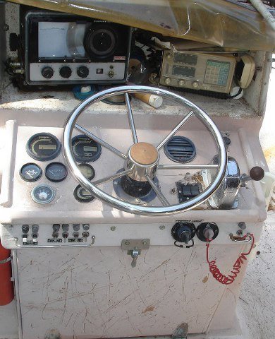 SALTWATER FISHING BOAT SUZUKI 200 HP - 5