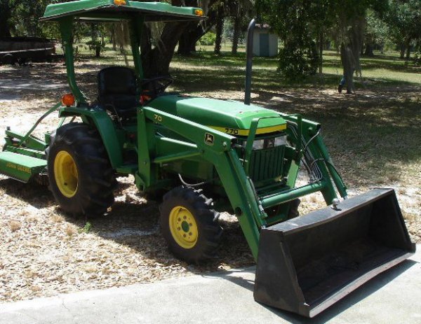 JOHN DEERE 770 TRACTOR LOADER W/ BRUSH HOG - 2