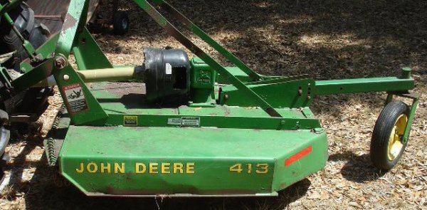 JOHN DEERE 770 TRACTOR LOADER W/ BRUSH HOG - 3