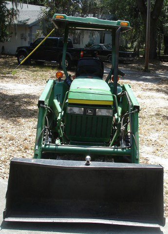 JOHN DEERE 770 TRACTOR LOADER W/ BRUSH HOG - 7