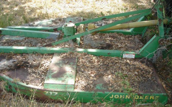 JOHN DEERE 540 TRACTOR LOADER W/ BRUSH HOG - 5