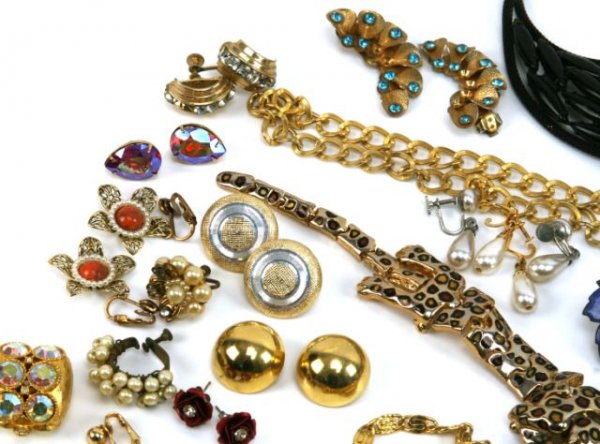 VINTAGE COSTUME JEWELRY EARRINGS BROOCH PENDANT - 3
