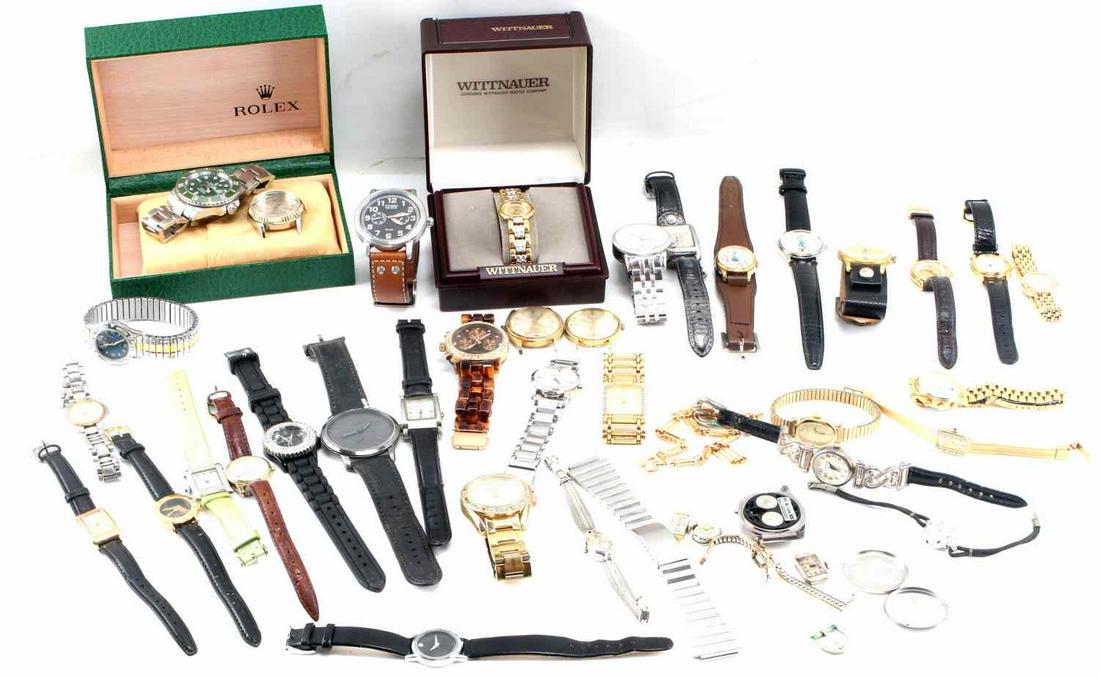 LARGE LOT OF WRISTWATCH WATCH LOT AS IS: Includes what appears to be original Rolex box, great brands, unsearched and sold as is.