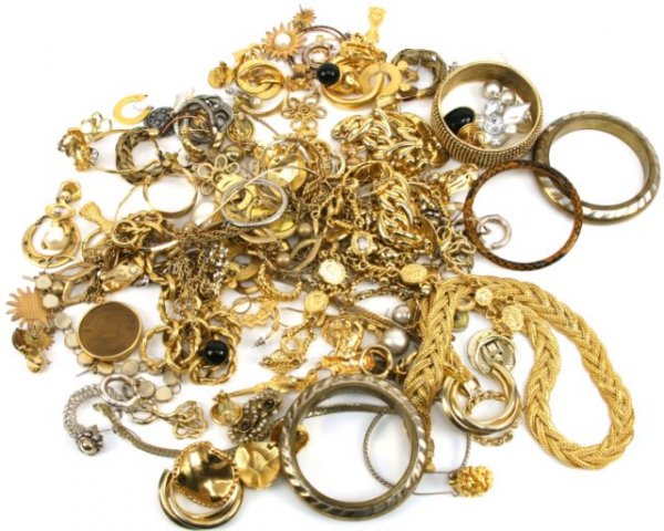 ANTIQUE ESTATE COSTUME JEWELRY GOLD VARIETY FSU