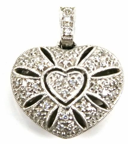 LADIES 14K WHITE GOLD DIAMOND HEART LOVE PENDANT