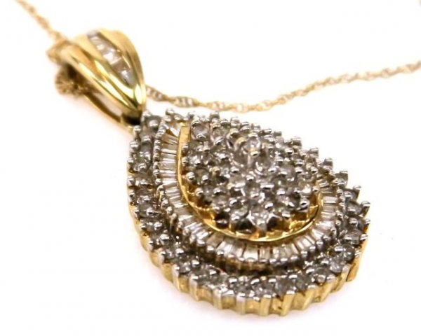 DIAMOND RING EARRING AND PENDANT SET. - 4