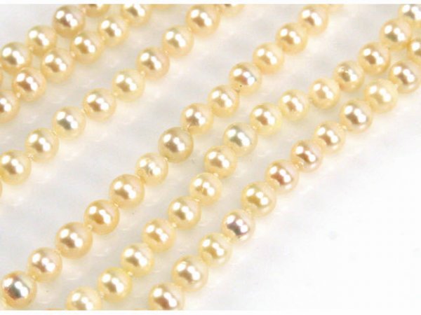 LADIES 3 STRAND PEARL NECKLACE. - 2