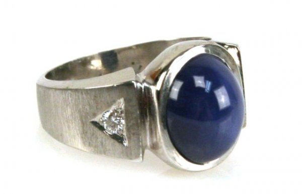 STAR SAPPHIRE RING