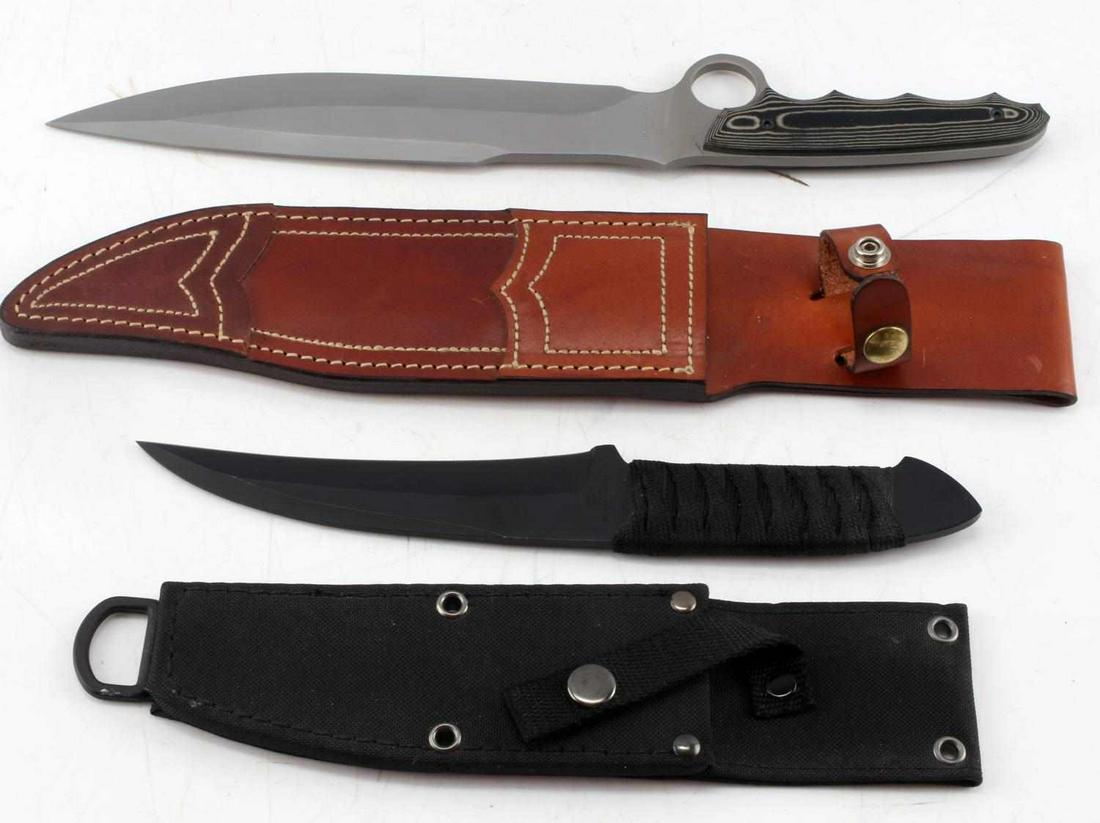 LOT OF 2 KNIFE LOT FIGHTING KNIFE & BOWIE TAIWAN: One large bowie with a 8.25 inch blade and synthetic wood grip, finger slots for a good grip, comes in nice leather sheath. One curved 6 inch blade with nylon wrapped grip and sheath. Both made in Tai