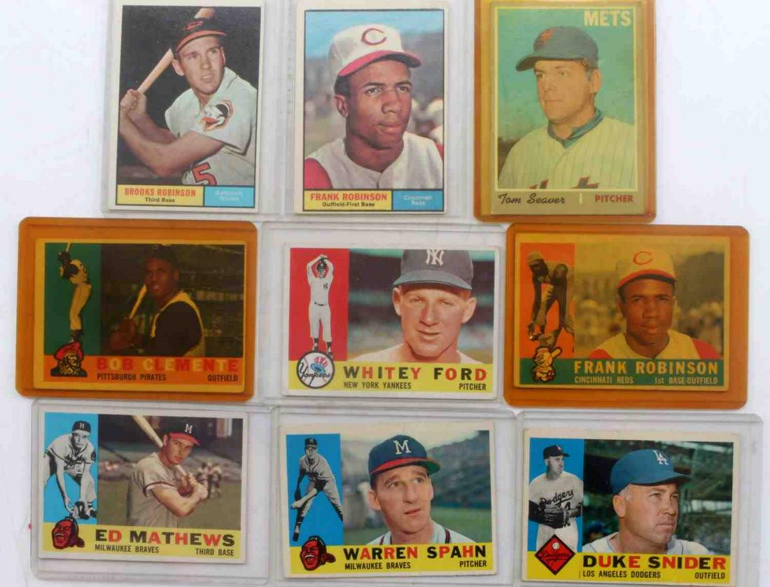 TOPPS 1960 CLEMENTE WILLIAMS BROCK FORD CARD LOT 9: Original Topps 1960 Clemente Williams Brock Ford Card Lot of 9. Lot includes 1961 Topps Frank Robinson 360, 1960 Topps Whitey Ford 35, 1960 Duke Snider 493, 1970 Topps Tom Seaver 300, 1960 Topps Ed Ma