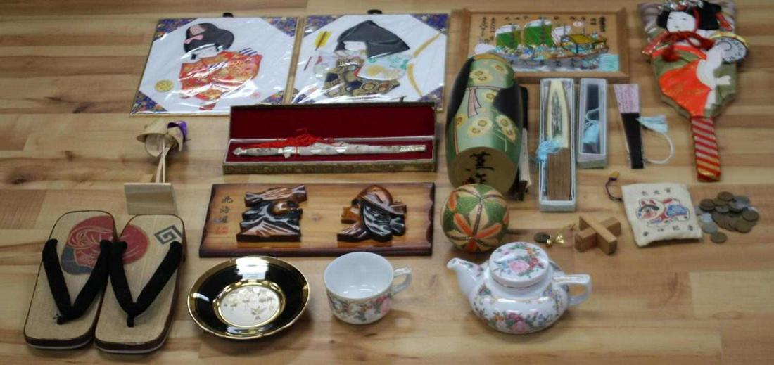 VINTAGE 1980'S JAPANESE ASIAN TOURIST TRADE PIECES: Collection from travels to Japan. Tourist pieces include 24kt gold plated Chokin ware, fans, dolls, and wall art. All in good condition.