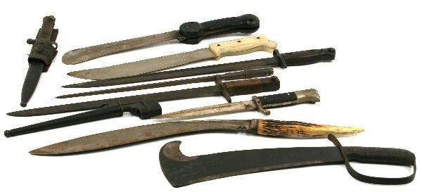MILITARY WEAPON LOT INCLUDING BAYONETS: To include; Woodsmans pal machete; A Kukri with stag horn grip; An Astronaut knife M1 by Case; A US folding survival knife; together with bayonets. (10).