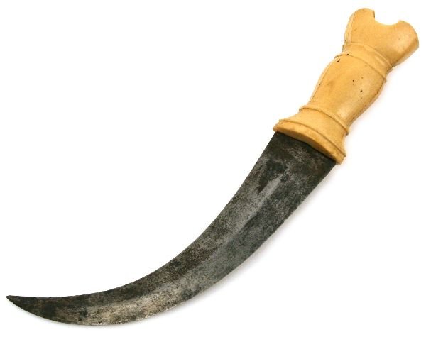 18th CENTURY INDO-PERSIAN IVORY HANDLED JABIYA: Curved, double edged blade of approx 8 inches. (minor pitting). Ivory one piece grip. (some splitting).