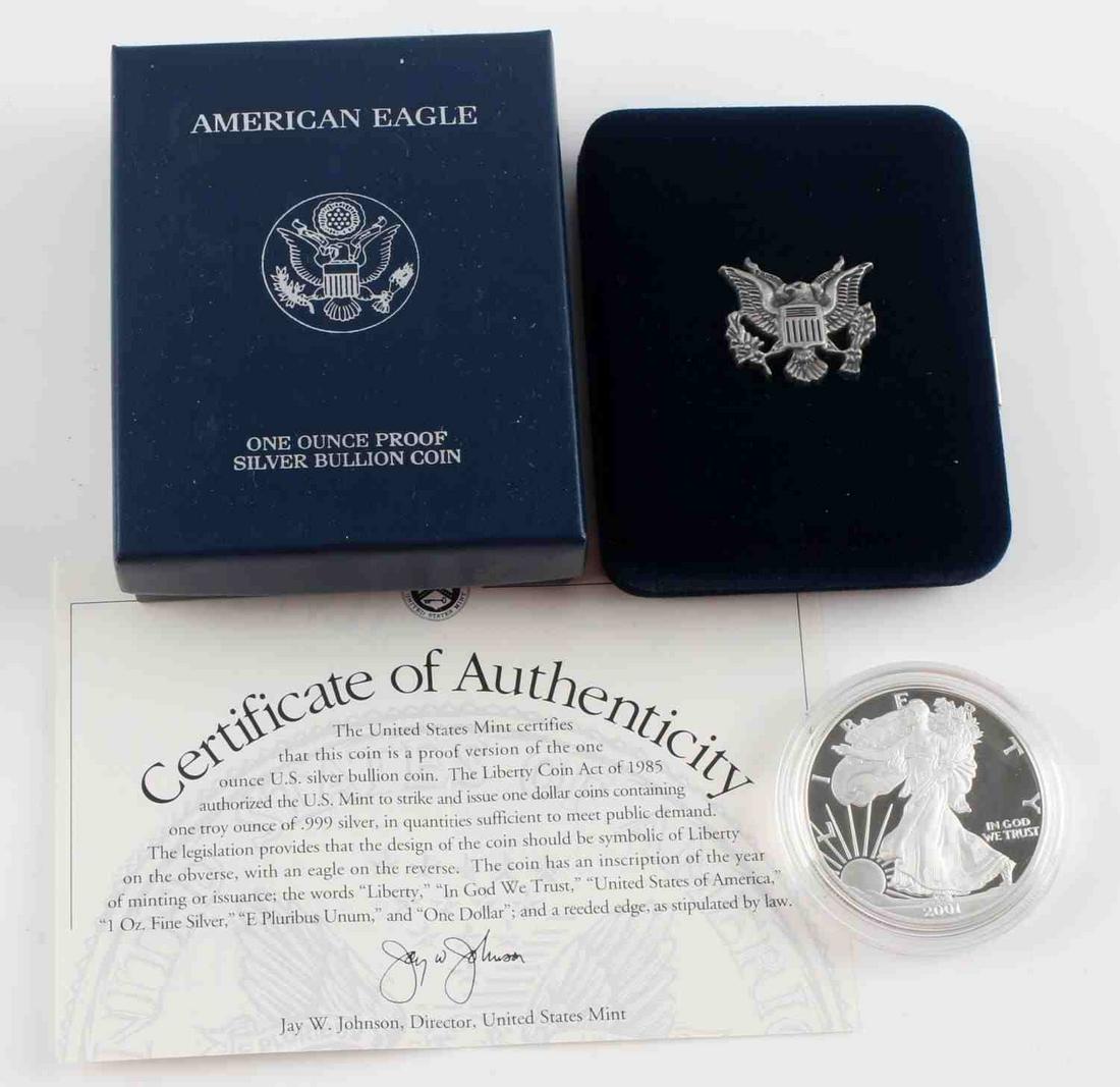 1 OUNCE AMERICAN EAGLE SILVER PROOF COIN W BOX: 2001 Silver American Eagle one dollar coin. Proof, 1 troy ounce, .999 fine silver. As issued by the U.S. Mint. This lot has a reserve.