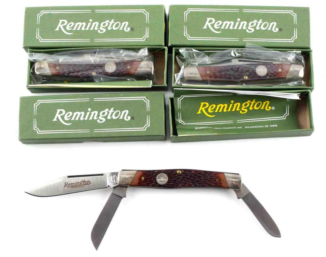 LOT OF 3 REMINGTON R8 STOCKMAN POCKET KNIFE LOT: 3 UMC Remington 3-blade knives with brown stag grip and original box. Very good condition.