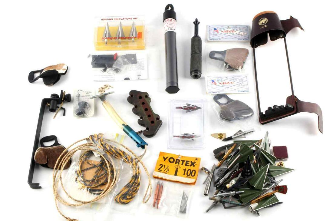 LARGE LOT OF ARCHERY BOW HUNTING SUPPLIES: Partial listing includes primitive recurve bow twine, Bear arrow quiver, hydraulic stabilizer, broadhead arrow points, and more