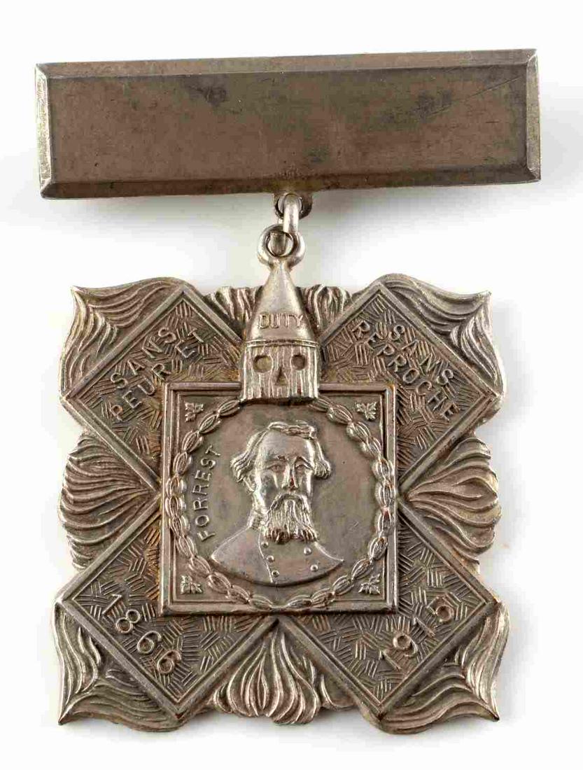 KNIGHT OF THE KU KLUX KLAN NATHANIEL HERO CROSS: 1920’s Knights Of The Ku Klux Klan KKK Nathaniel Forrest 1866 – 1915 Hero Cross. The cross itself measures 1 3/8" wide by 1 3/8” tall plus the top bar. Shows a bust image of Nathaniel Bedford Fo