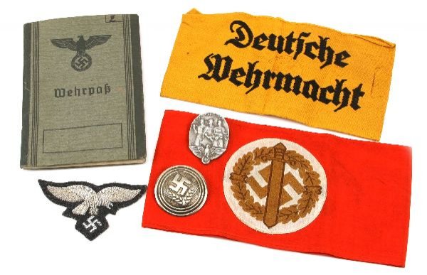 MIXED LOT OF THIRD REICH ITEMS