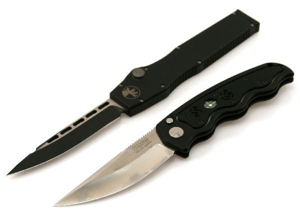 LOT 2 POCKET KNIVES 1 SWITCHBLADE 1 STILETTO SOG
