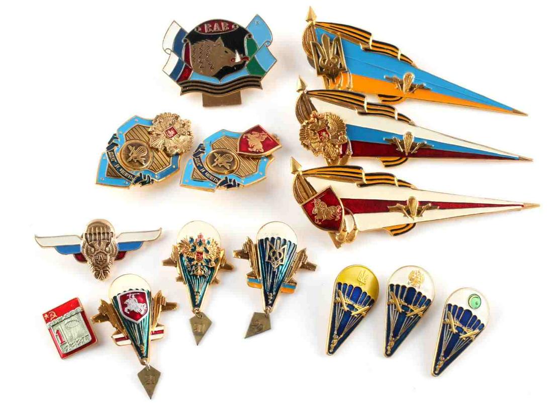 14 USSR CCCP SOVIET RUSSIAN PARATROOPER BADGES: Assortment of 14 Soviet Russian paratrooper badges. Parachute, pennant badges and sport parachuting. Unauthenticated, sold as is.0