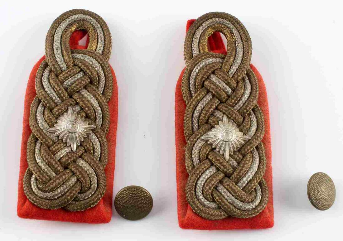 WWII GERMAN THIRD REICH GENERAL SHOULDER BOARDS: Pair of Nazi General's shoulder boards. Non-fluorescing. Measure 3 3/4 inches. Very good condition.