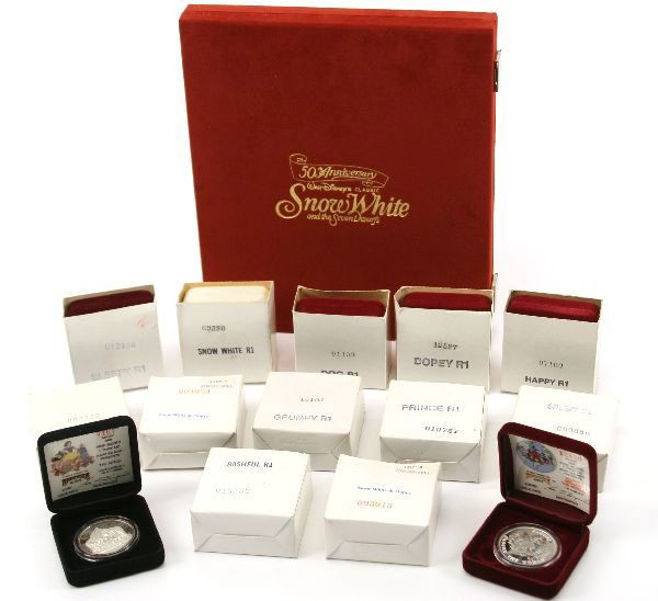 SNOW WHITE & 7 DWARF COMMEMORAITVE SILVER COIN LOT: Lot includes 14 1 ozt .999 fine silver coins including: a Sneezy, a Happy, a Grumpy, a Doc, a Bashful, a Snow White, a Dopey, a Sleepy, a Witch, a Prince, a Hunter/Queen, two Snow White & Dopey coins,