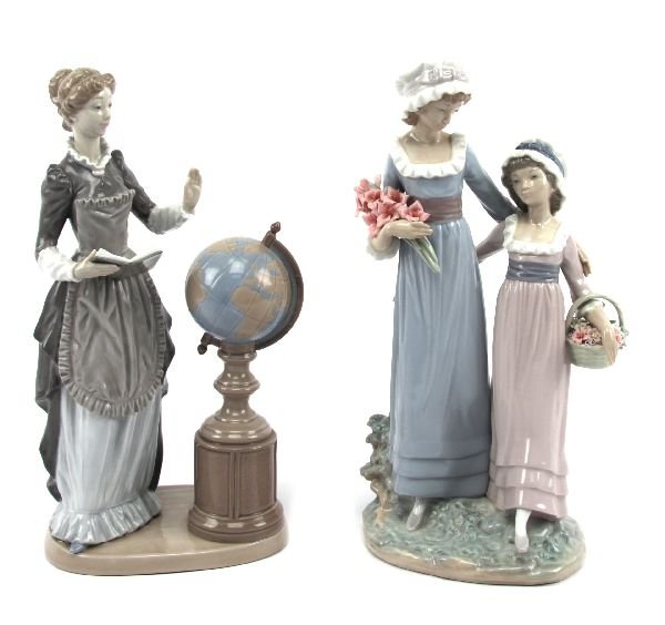 LLADRO FIGURE LOT OF 2: LLADRO FIGURE LOT OF 2 Size: The tallest being 13 inches tall. Condition: Very good, Slight damage to the lillies on one figure. EST. $300 - 500
