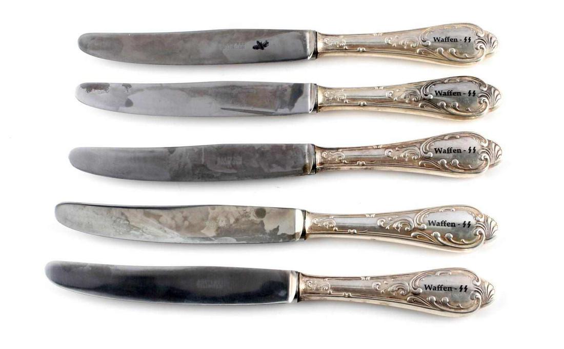 WWII GERMAN THIRD REICH WAFFEN SS TABLE KNIFE LOT: Lot of 5 WWII German Waffen SS table knives. Each knife has a marking "Rostfrei. Solingen" on the blade and "Waffen SS" on the handle. This lot is overall in good condition. Unauthenticated; sold as i
