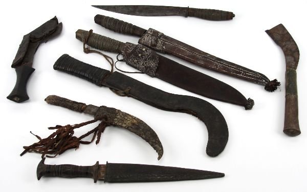 AFRICAN KNIFE LOT OF 8: 69103 AFRICAN KNIFE LOT OF 8 Mixed lot of vintage and antique African knives. Condition varies. $200-400