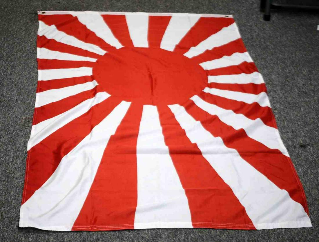 WWII JAPANESE RISING SUN BATTLE FLAG BANNER: WWII Japanese Rising Sun battle flag banner. Measures 3 X 5 feet. Very good condition overall with the exception of some light fraying on one of the sides.