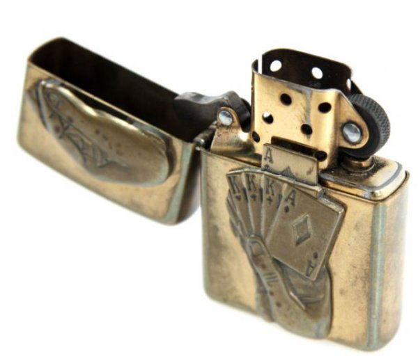 ANTIQUE ZIPPO LIGHTER WITH POKER HAND FULL HOUSE Lot 1040A