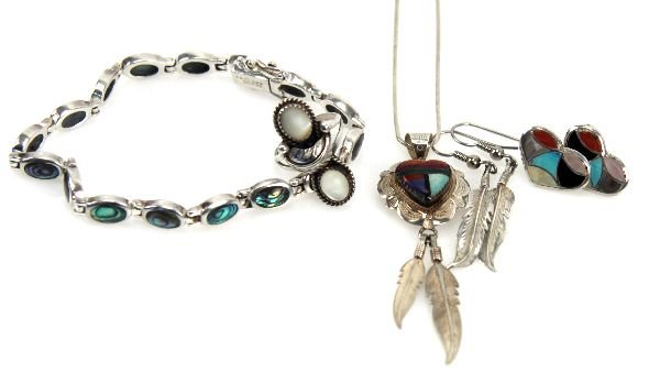 STERLING & MIXED STONE JEWELRY LOT: Includes: Navajo type inlay semi-precious stone earring and necklace set, a pair of feather earrings, a size 5 mother of pearl ring, and a size 7.5 abalone scarab type bracelet. . Weight: 1.05 . Condi