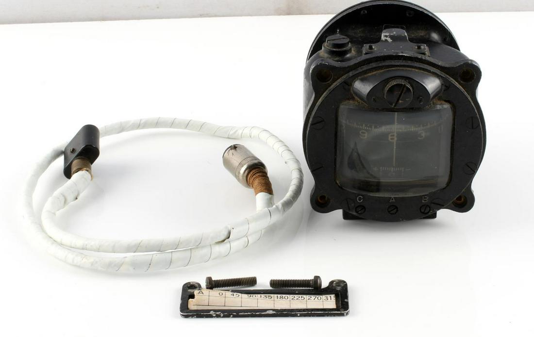 WWII JAPANESE ZERO COCKPIT TYPE 92 MAGNET COMPASS: Magnetic compass, accurate working and clear glass, very good original condition with plate and hardware, Naval stamped plate, S/N 32951, rare in this condition.