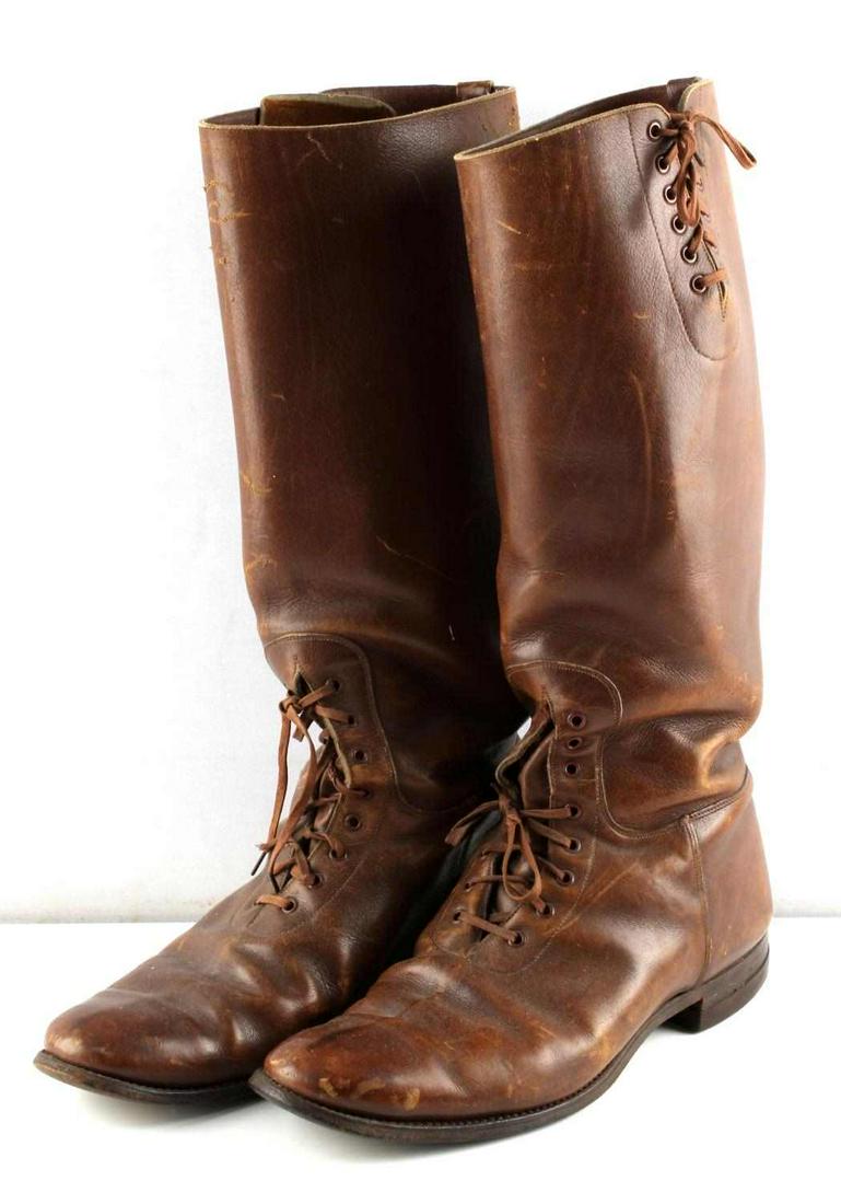 WWII US ARMY LEATHER DRESS OFFICERS BOOTS: Measures 11 inches toe to heel, heel to top 16 inches, very good wearable condition.
