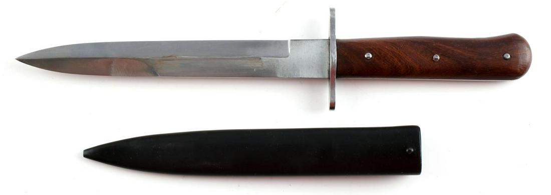 WWI IMPERIAL GERMAN TRENCH FIGHTING KNIFE: WWI imperial German trench fighting knife and scabbard with blade measuring 6 15/16 inches long. Blade has no markings. In very good condition, as is sheath. Unauthenticated, sold as is. This lot has 
