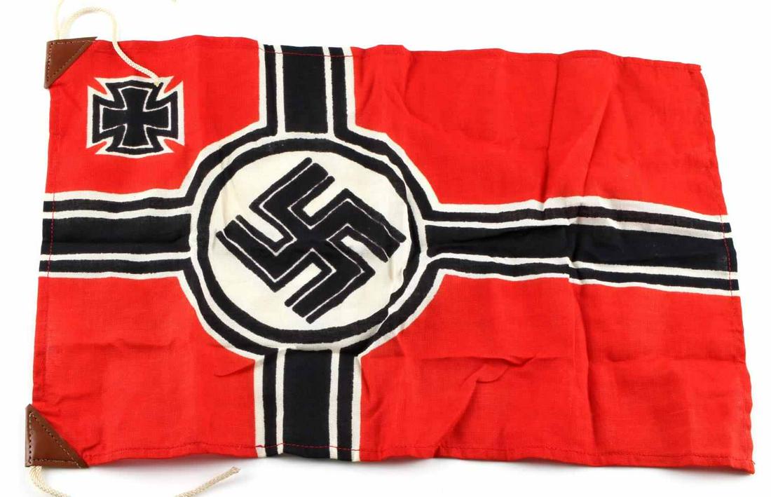 WWII GERMAN THIRD REICH MILITARY DIVISIONS FLAG: Third Reich flag for Luftwaffe, Heer, and Kriegsmarine. Non-fluorescing. Good condition. Measures 11 x 17 inches. Unauthenticated, sold as is.
