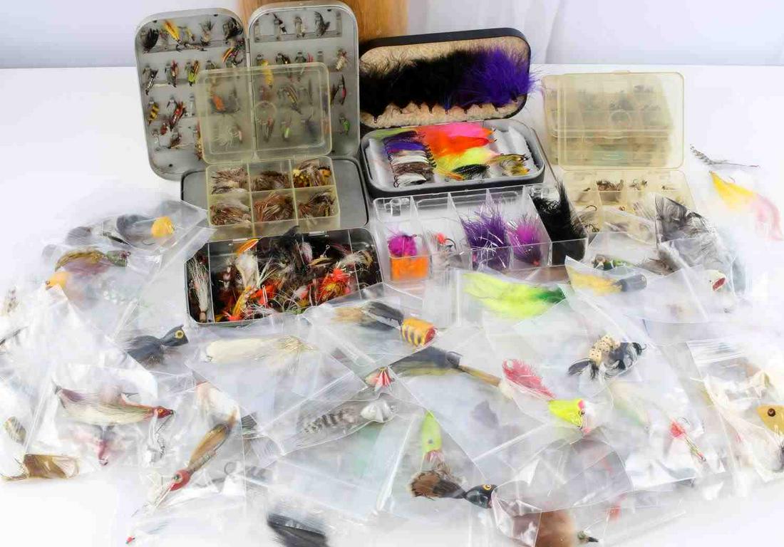 UNSEARCHED ANTIQUE VINTAGE FLY FISHING LURE LOT: Unsearched freshwater and saltwater fly fishing lures some handmade, vintage, wooden and some in cases. Well over a hundred various flies in assorted sizes and conditions.