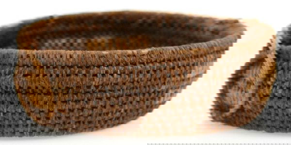 ANTIQUE NATIVE AMERICAN HANDWOVEN BASKET: Small hand-woven basket. Delicate with age, but in good condition. Measures approximately 5 inch in diameter and 2 inch high.