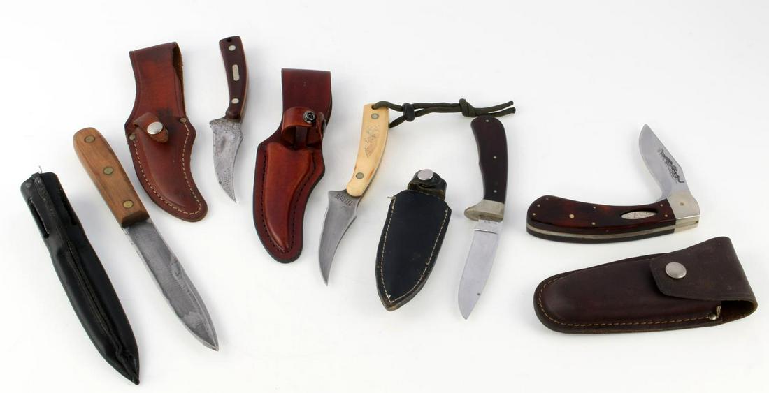 LOT OF 5 FIXED BLADE KNIVES W 1 FOLDING KNIFE CASE: 5 knives: Case XX Sidewinder, Schrade Old Timer with some pitting but sharp, Ka-Bar 1240, Schrade with deer scene grip, and unmarked knife with just under 6 inch blade and wood grip. Good condition. A